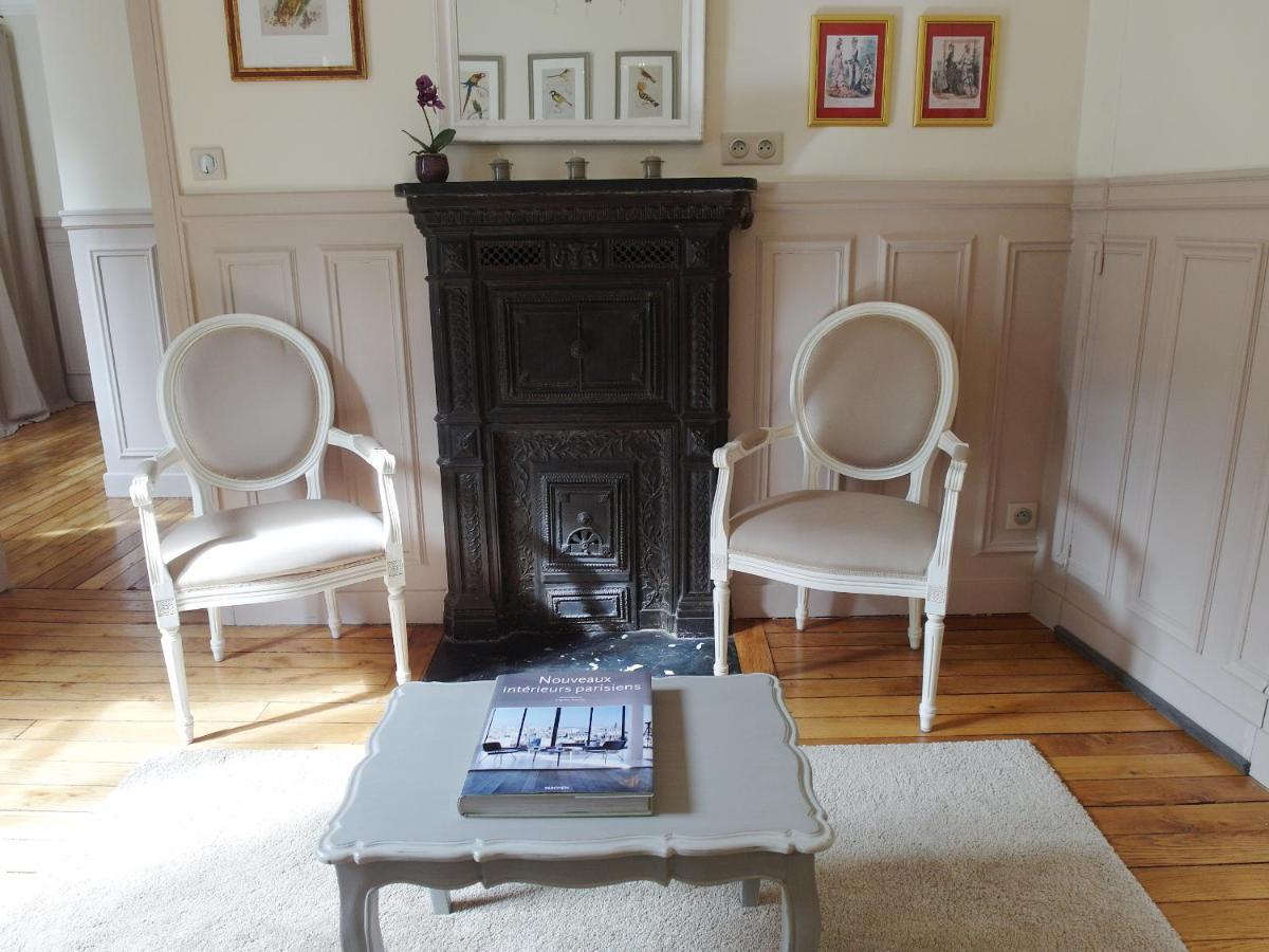 Chambre D Hote : Louvre Elegant Apt Suite Paris Exterior foto