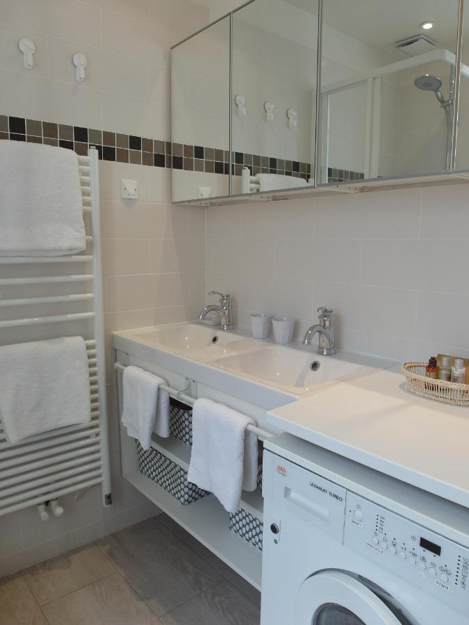 Chambre D Hote : Louvre Elegant Apt Suite Paris Exterior foto