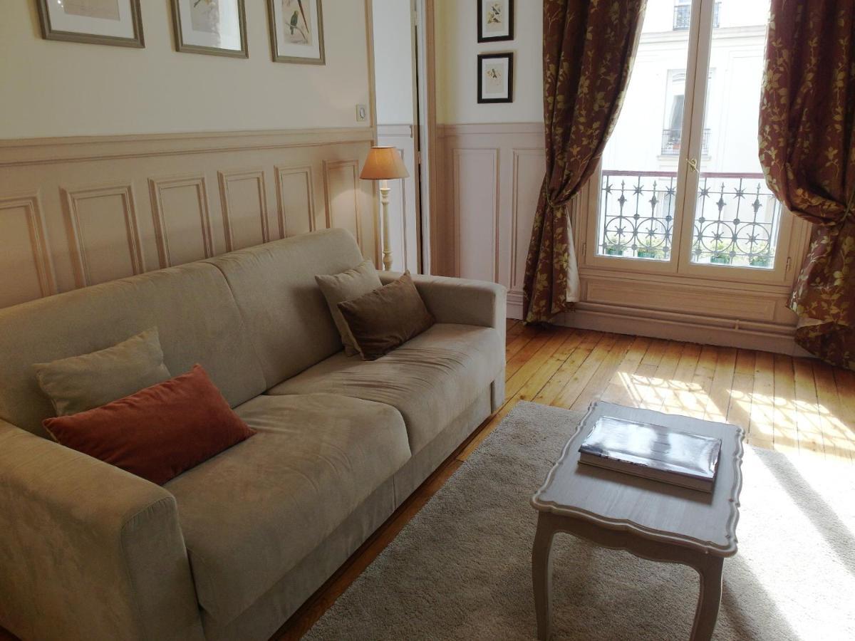 Chambre D Hote : Louvre Elegant Apt Suite Paris Zimmer foto