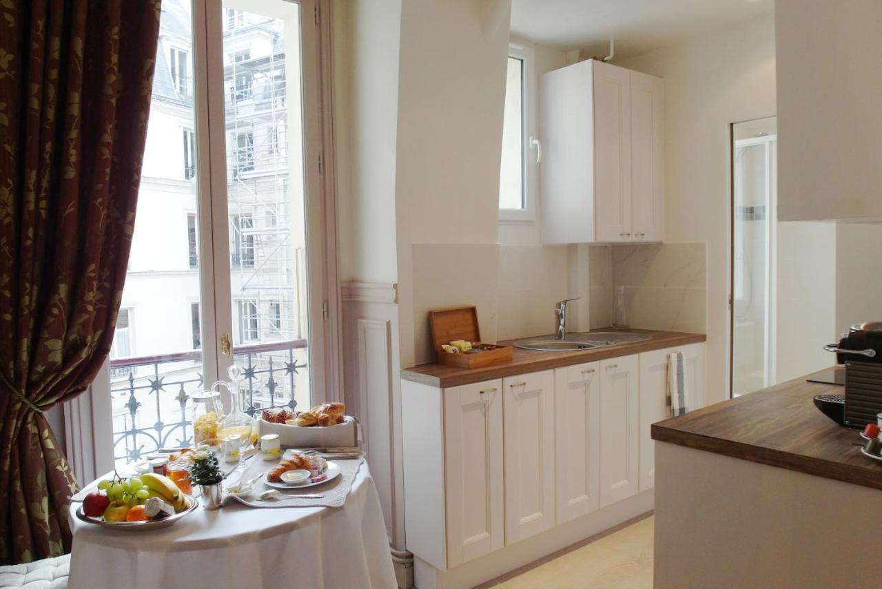 Chambre D Hote : Louvre Elegant Apt Suite Paris Exterior foto